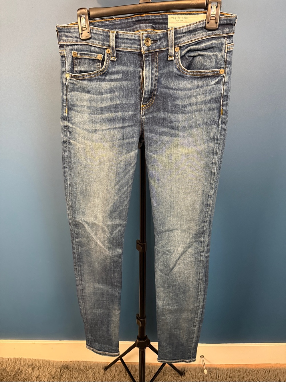 Rag + Bone Cate Mid Rise Women’s Slim Jeans - light wash